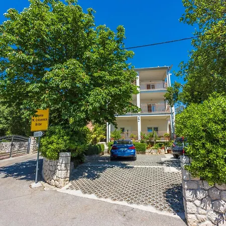 Appartement Tustonjic Soba 1 - Hr-10793-03 By Interhome *